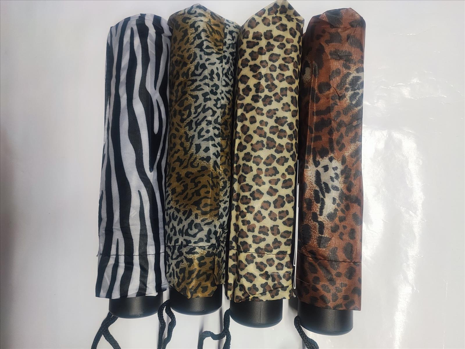 Tiermotiv - Leopard u. Zebra